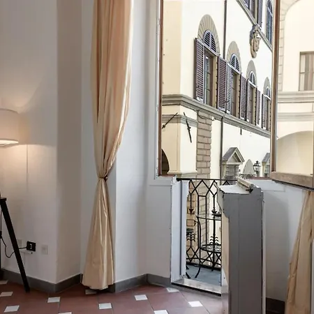 Goldoni Lägenhet